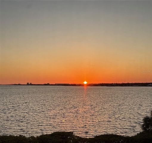 920 TIDEWATER SHORES LOOP 301, Bradenton, FL 34208