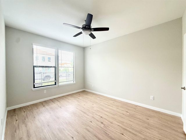 2507 Grey Willow Trail, Houston, TX 77077