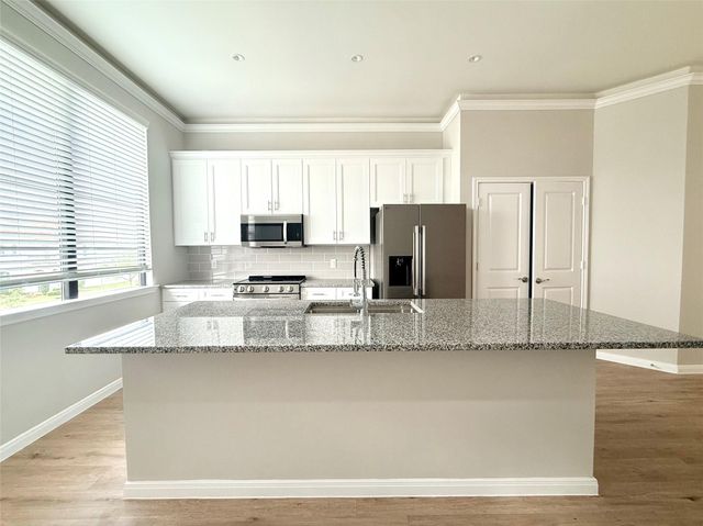 2507 Grey Willow Trail, Houston, TX 77077