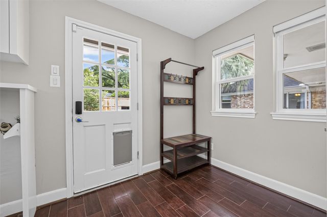 10118 Briar Forest Drive, Houston, TX 77042