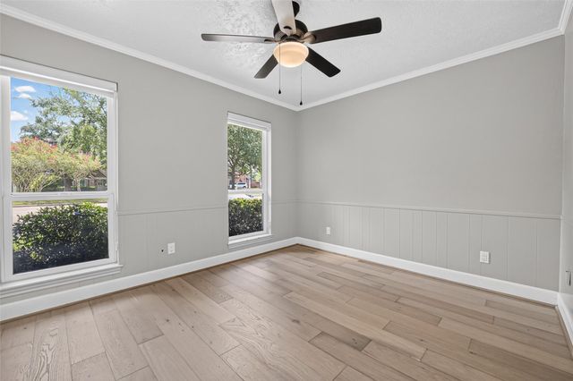 10118 Briar Forest Drive, Houston, TX 77042