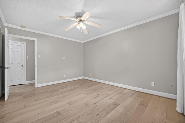 10118 Briar Forest Drive, Houston, TX 77042