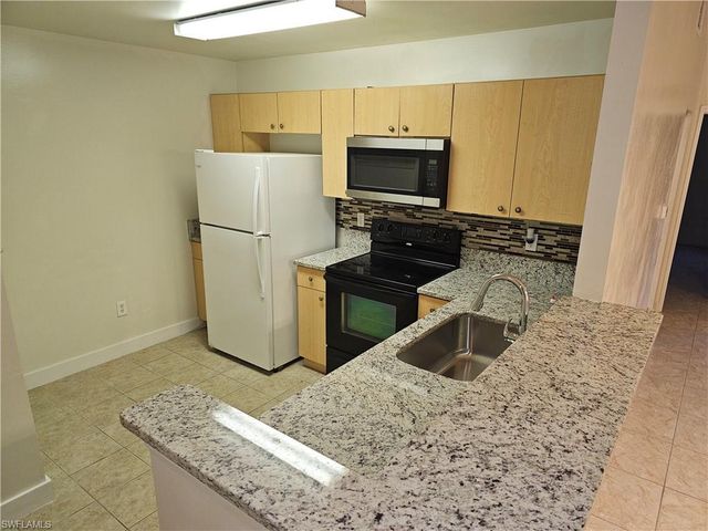 4104 Bellasol CIR # 1312, Fort Myers, FL 33916