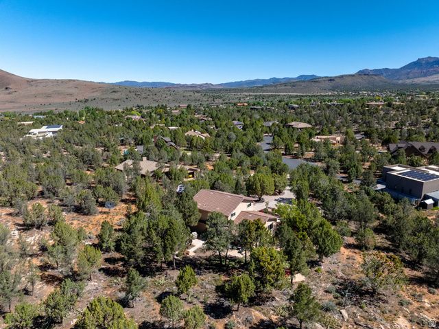 1402 W WINTER QUARTERS TRL, Dammeron Valley, UT 84783
