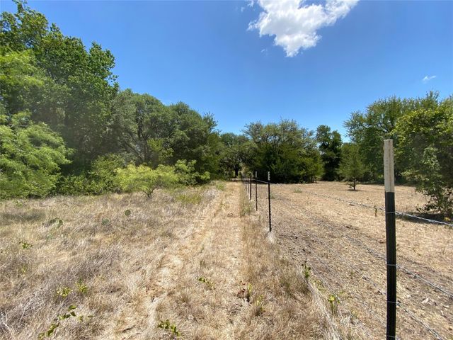 1672 Comanche Cr 343, Dublin, TX 76446
