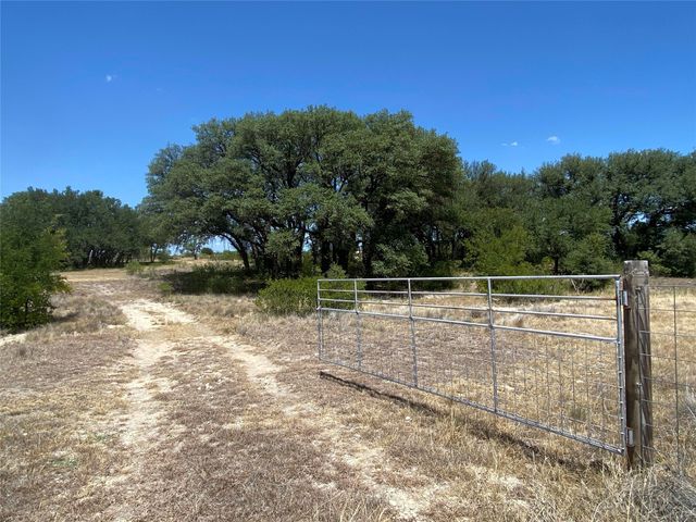 1672 Comanche Cr 343, Dublin, TX 76446