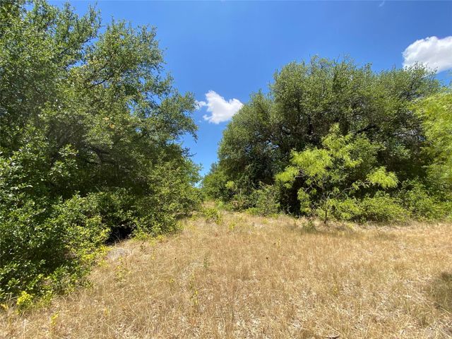 1672 Comanche Cr 343, Dublin, TX 76446