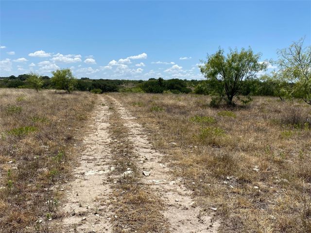 1672 Comanche Cr 343, Dublin, TX 76446