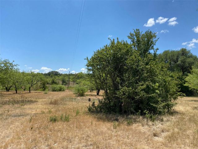 1672 Comanche Cr 343, Dublin, TX 76446
