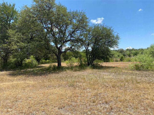 1672 Comanche Cr 343, Dublin, TX 76446