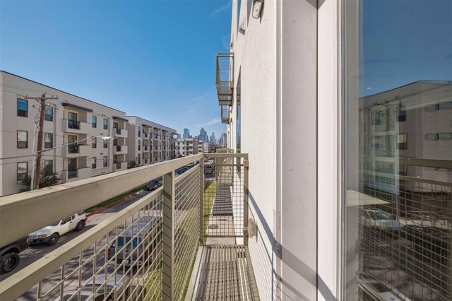 1800 E 4th ST 205, Austin, TX 78702