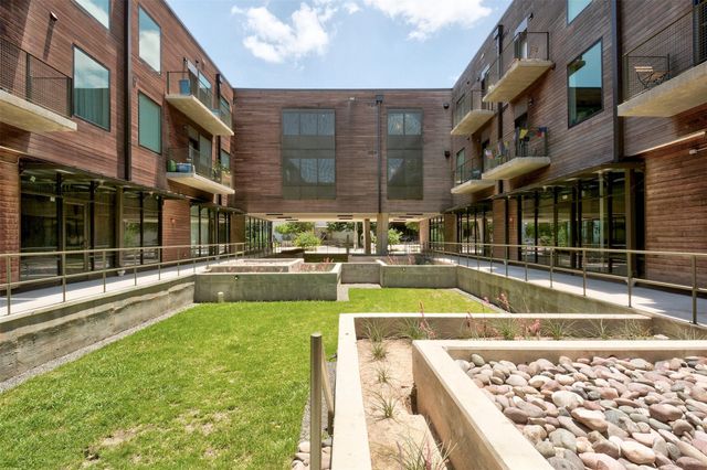 1800 E 4th ST 205, Austin, TX 78702