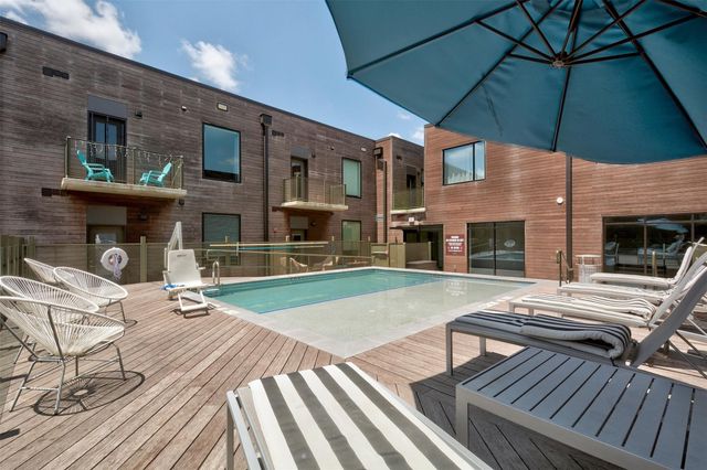 1800 E 4th ST 205, Austin, TX 78702