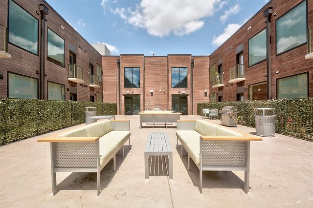 1800 E 4th ST 205, Austin, TX 78702