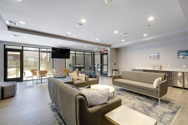 1800 E 4th ST 205, Austin, TX 78702