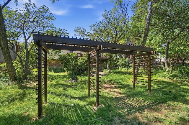 6570 Knottypine Drive, Cincinnati, OH 45230