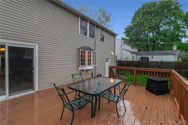 386 Roycroft Boulevard, Amherst, NY 14226
