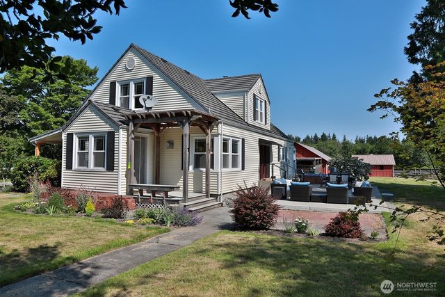 7156 Heggenes Road, Clinton, WA 98236