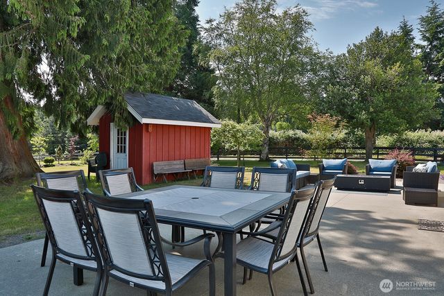 7156 Heggenes Road, Clinton, WA 98236