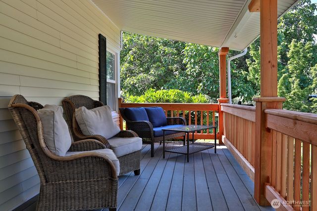 7156 Heggenes Road, Clinton, WA 98236