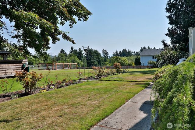 7156 Heggenes Road, Clinton, WA 98236