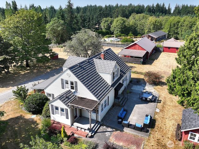 7156 Heggenes Road, Clinton, WA 98236