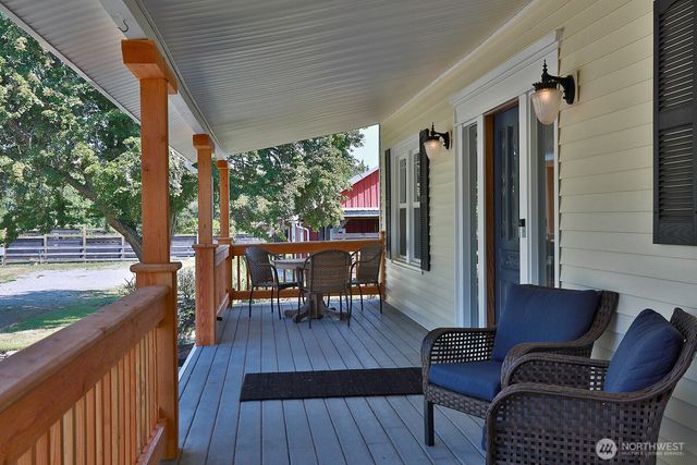 7156 Heggenes Road, Clinton, WA 98236