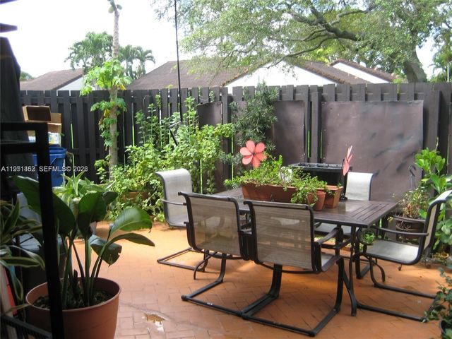 4850 SW 149th Ct 15F, Miami, FL 33185