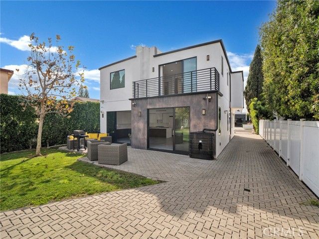 4712 Berryman Avenue, Culver City, CA 90230