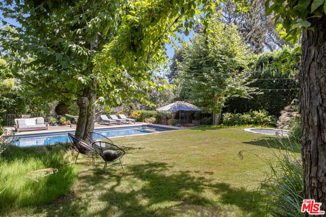 12304 5th Helena Drive, Los Angeles, CA 90049