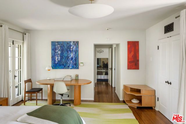 12304 5th Helena Drive, Los Angeles, CA 90049