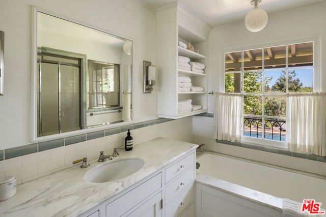 12304 5th Helena Drive, Los Angeles, CA 90049