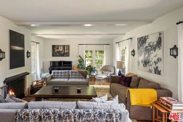 12304 5th Helena Drive, Los Angeles, CA 90049