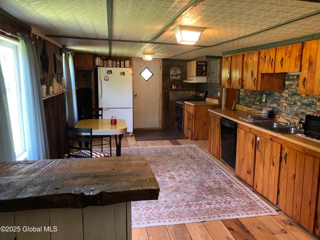 141 Coon Lane, Salem, NY 12865