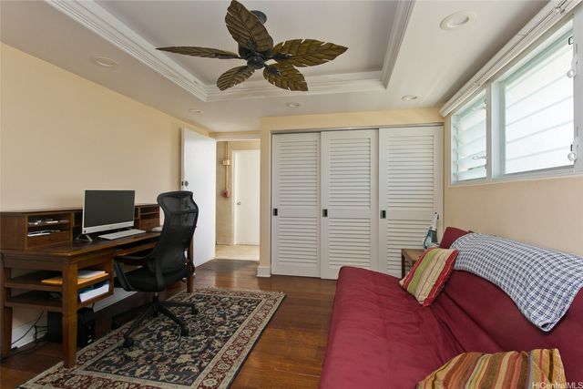 3065 Kalakaua Avenue 8, Honolulu, HI 96815