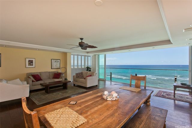 3065 Kalakaua Avenue 8, Honolulu, HI 96815