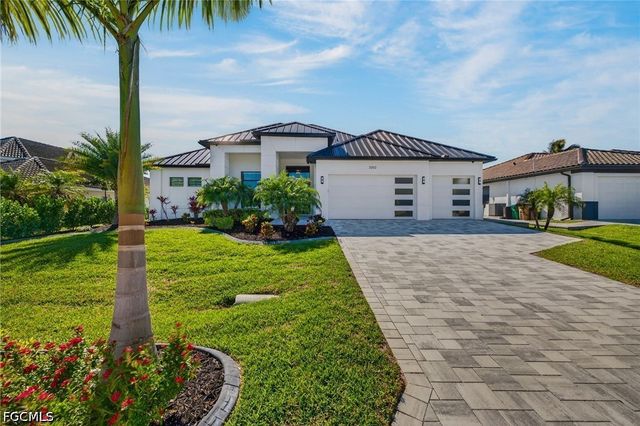 2002 SE 18th AVE, Cape Coral, FL 33990