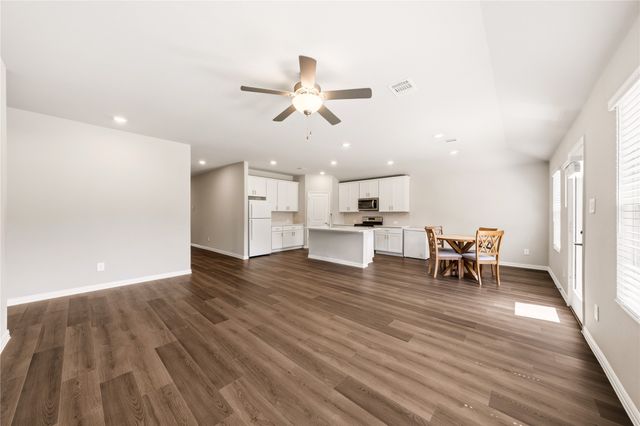 3712 Canyon Drive, Farmersville, TX 75442