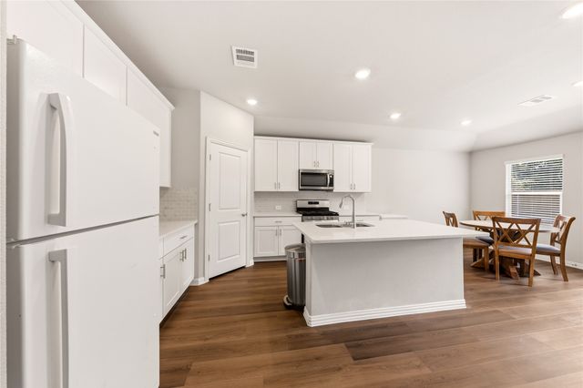 3712 Canyon Drive, Farmersville, TX 75442