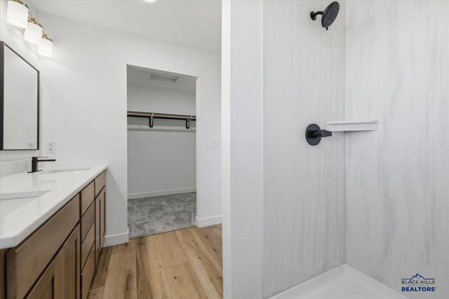 4811 PAPILLION DR, Rapid City, SD 57703