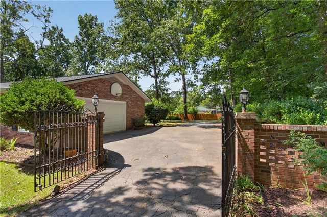 107 Shannon Drive, Pendleton, SC 29670