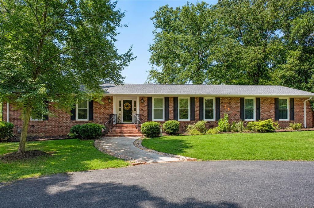 107 Shannon Drive, Pendleton, SC 29670