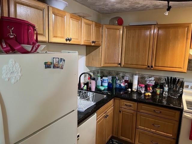 9330 Lagoon Place 406, Davie, FL 33324