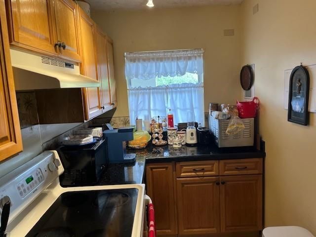 9330 Lagoon Place 406, Davie, FL 33324