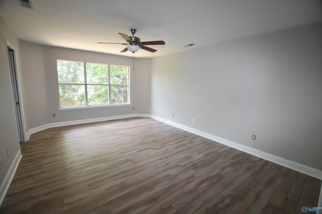 486 Sussex Drive, Huntsville, AL 35824