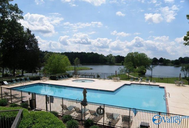486 Sussex Drive, Huntsville, AL 35824
