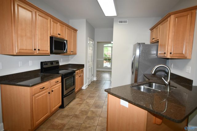486 Sussex Drive, Huntsville, AL 35824