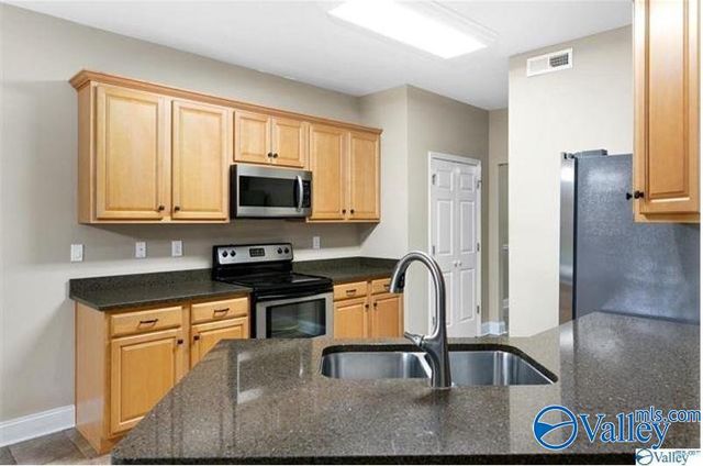 486 Sussex Drive, Huntsville, AL 35824