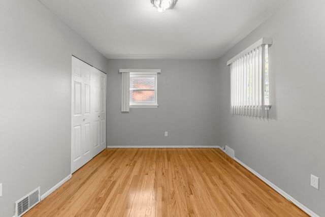 3735 W Buena Vista Street, Detroit, MI 48238