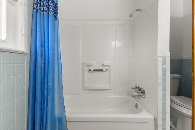 3735 W Buena Vista Street, Detroit, MI 48238